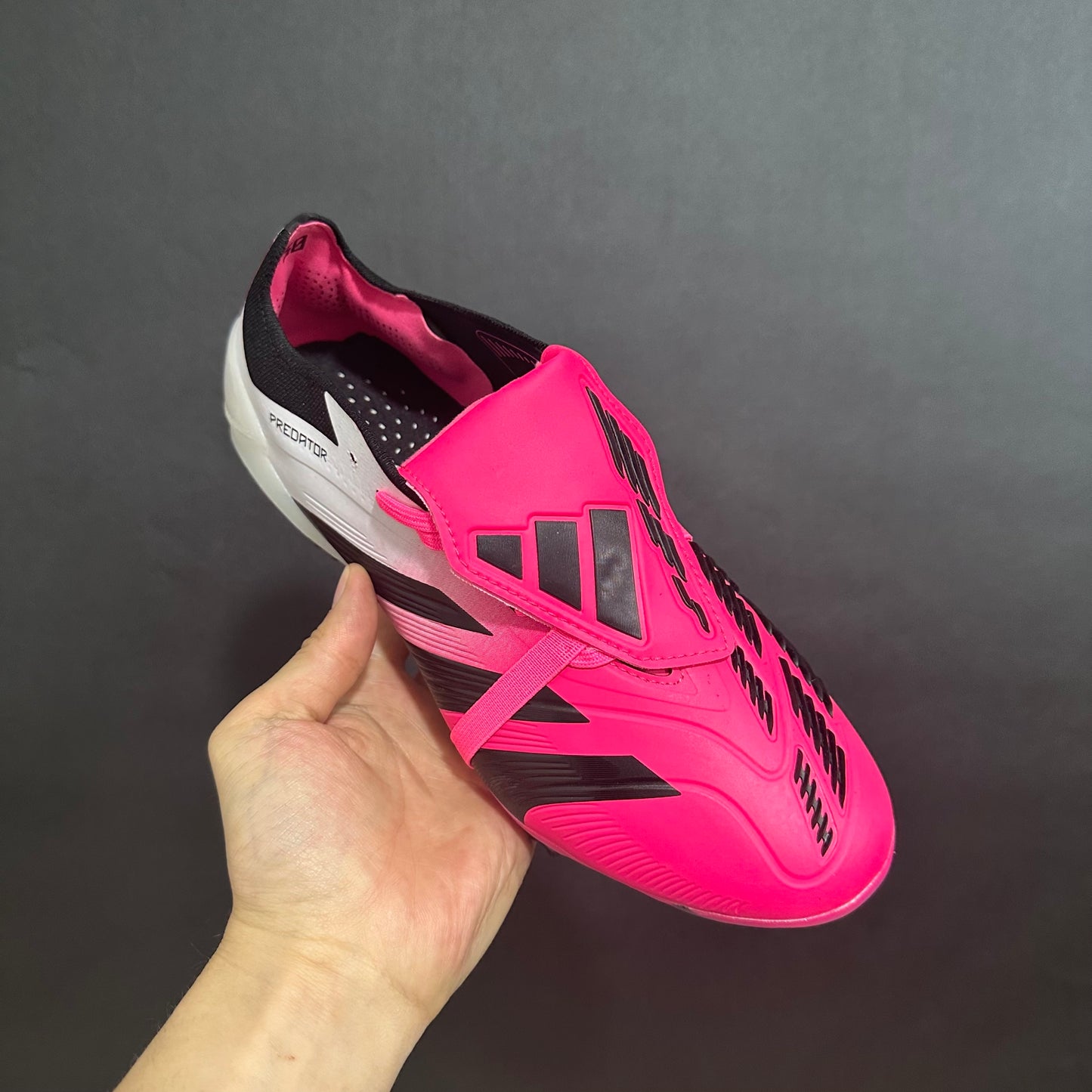 Adidas Predator rose